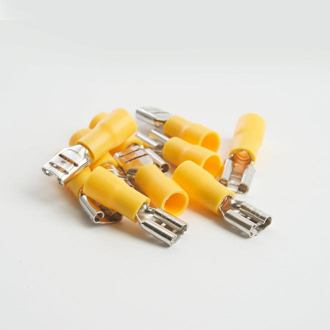 Наконечник плоский изолированный Stekker LD402-60250 /1уп=10шт/ 39367