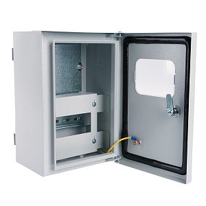 Щит металл ЩУРН 1/6 IP54 с окном для 1-ф счетчика+6мод DIN+МП 285х190х145 50706 — фото в Интердекор