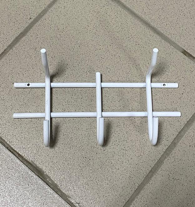 Зам скоб изд фрн настенная вешалка НВ-3 белый